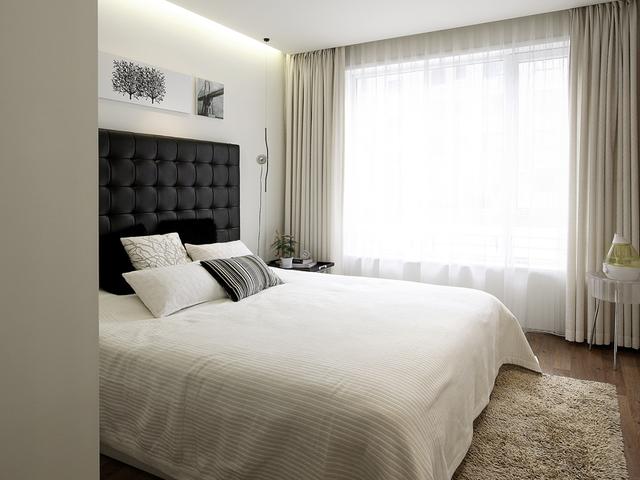 朋友硬要和我斗谁家漂亮，结果被我家的客餐厅完胜，太漂亮了！