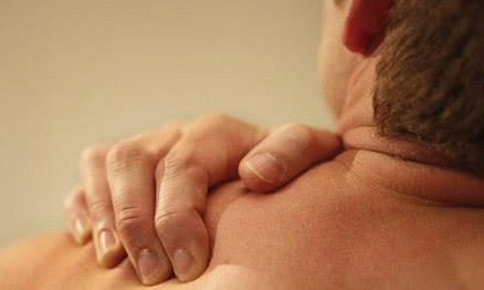 高血脂|艾滋病初期不疼不痒，身体若有3个“表现”，八成是艾滋的接班人！