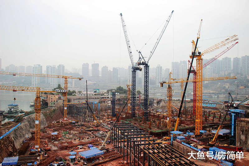 县城房价还会继续“上涨”吗？一个农村妇人的分析让我“服气”！