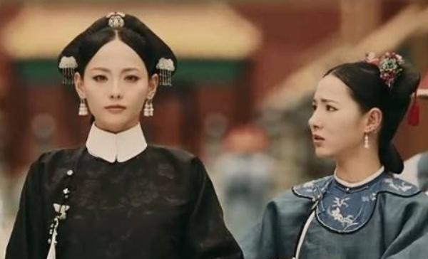 令妃的儿媳，宫女出身，却最早被皇帝宠幸，生皇长子封皇贵妃