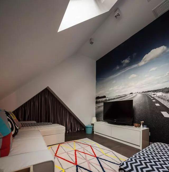 老公买了160平顶楼复式，改成6间房，双方父母都能住进来！