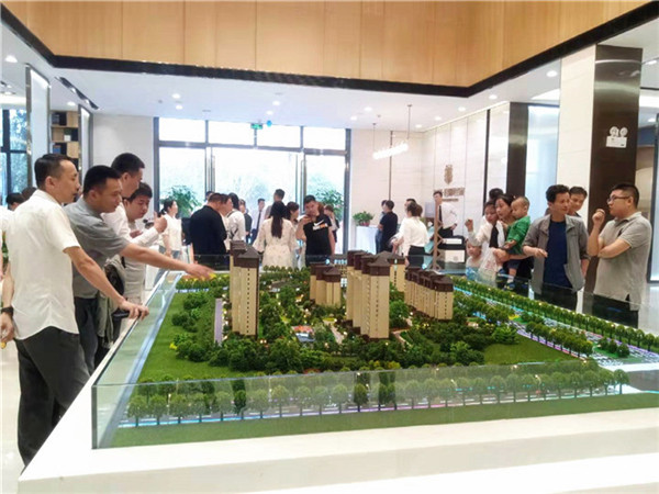 力高君御世家接待中心盛大首开！ 上市港企新品钜献咸阳