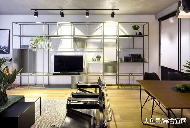 朋友家75㎡现代工业风，隔墙砸掉做隔断，漂亮不占空间，晒晒！