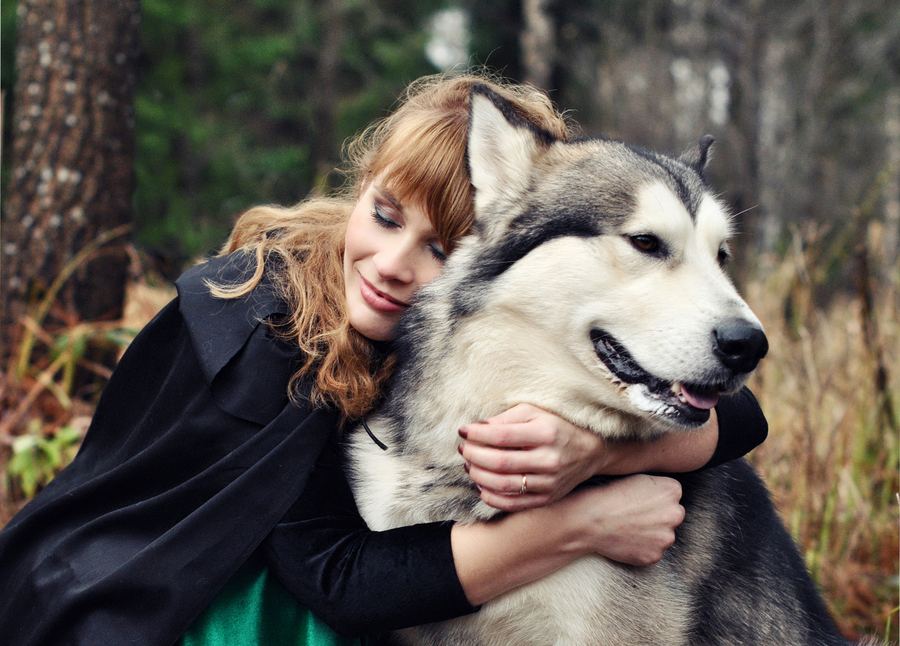 生活很艰辛，它确实你心中落不下的小太阳