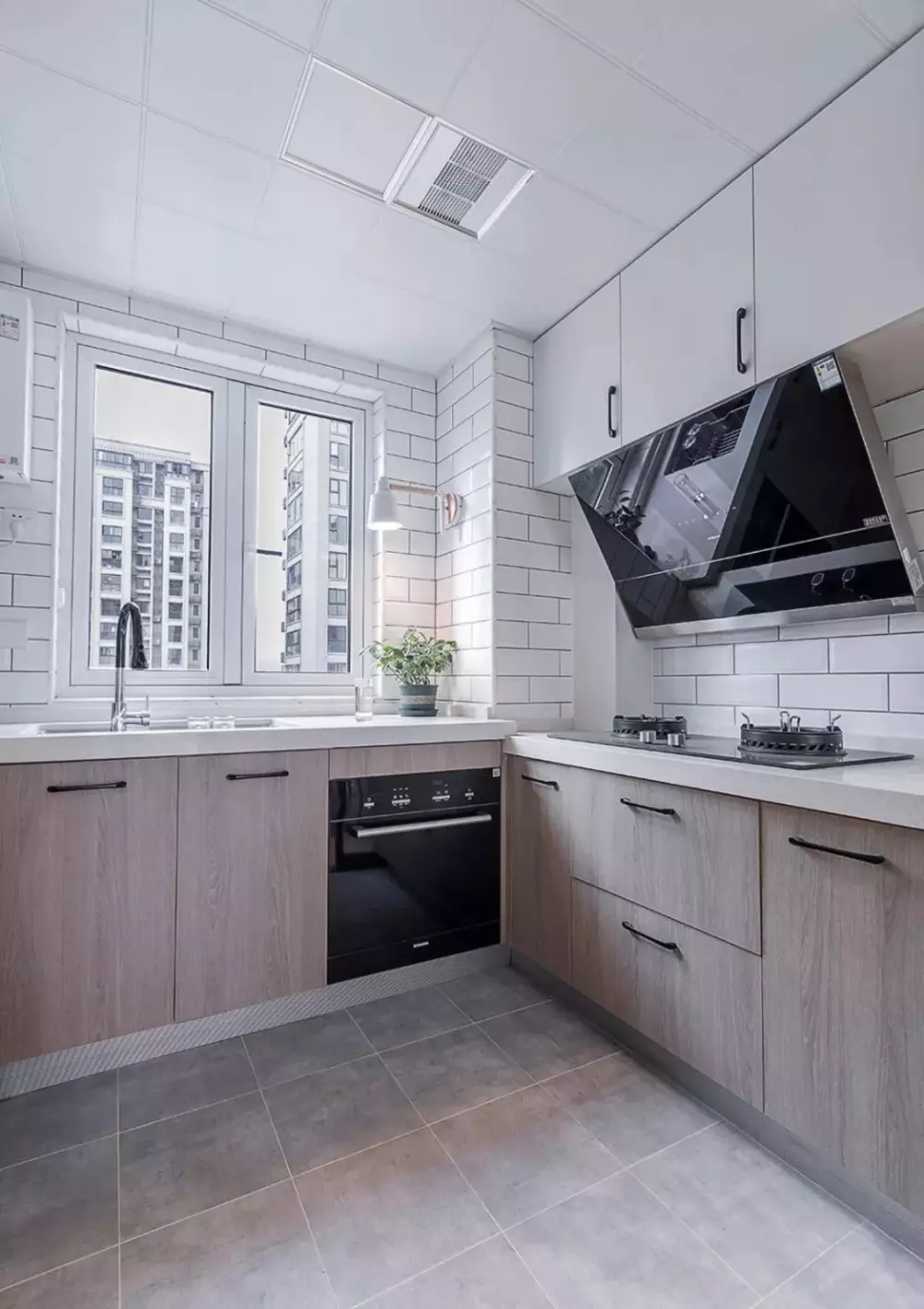 如何打造一个高颜值的厨房? 瓷砖和橱柜颜色要选好