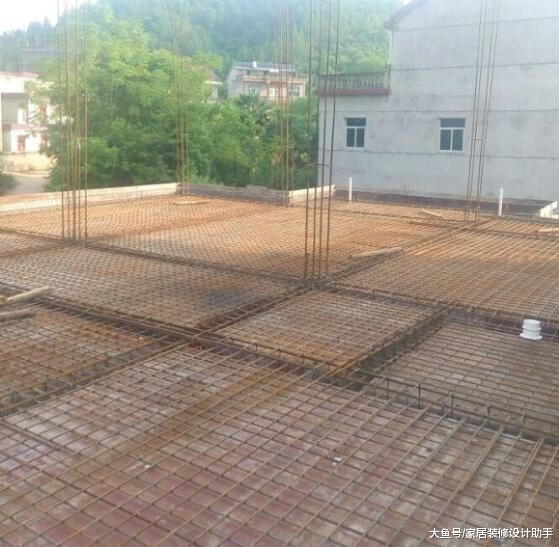 人都是逼出来的, 一个人忙前忙后花18万建三层小洋房, 辛苦但也值得