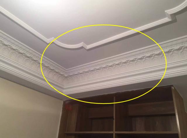 厨房吊顶可不要用石膏线做，如今都流行用这种，清洁起来好省力