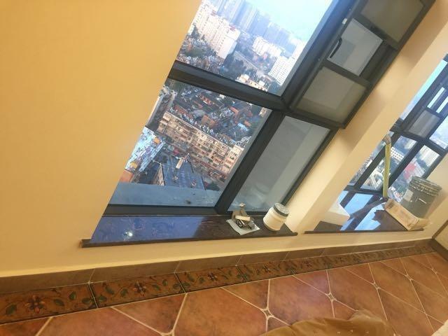 老公只不过在客厅砌堵墙，立马多了一间房，一石多鸟，超有创意！