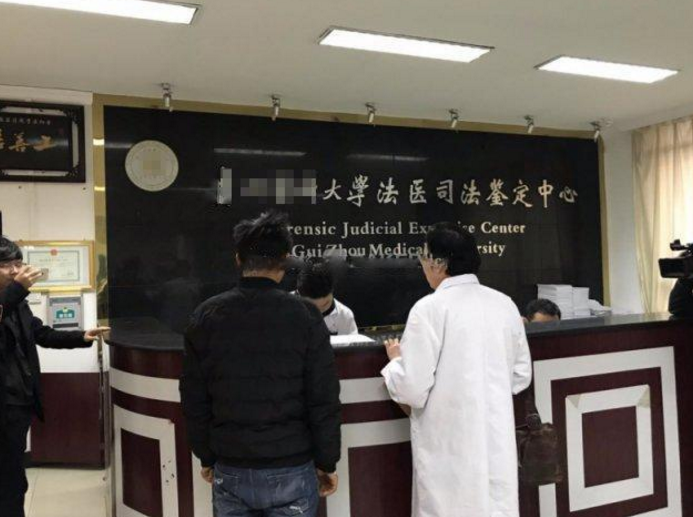 妻子生下男婴抱去洗个澡竟变女婴? 院方自费做亲子鉴定并公布结果