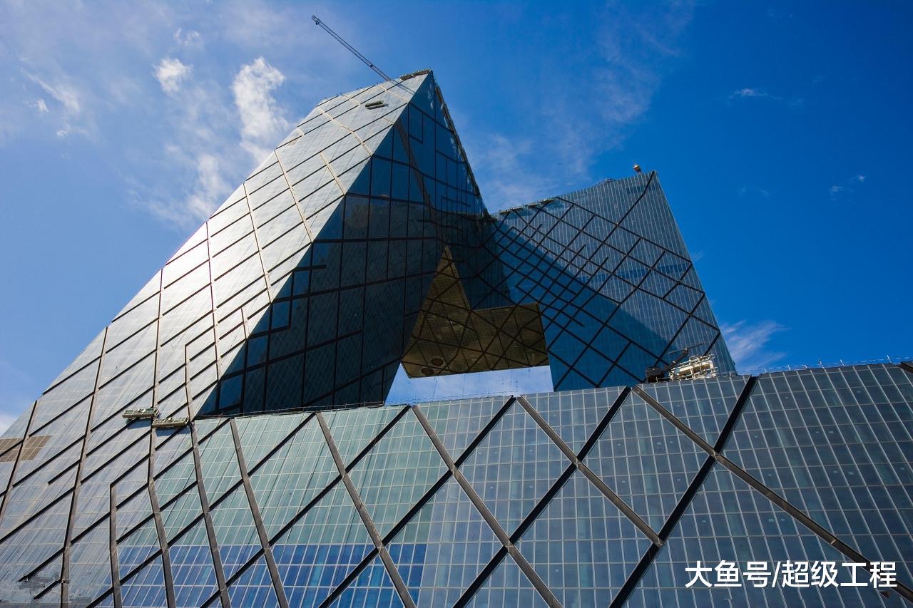 耗资200亿，中央电视台大楼被称作“大裤衩”建设难度究竟在哪？