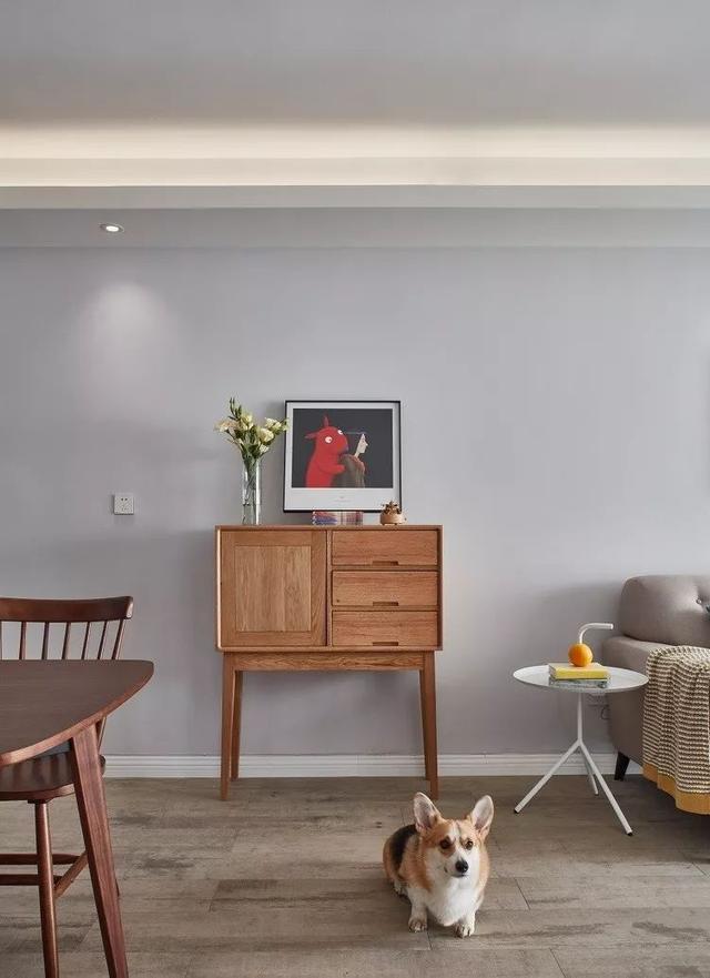 房子一定要装电视柜？我家挖洞代替，收纳多客厅还显大！