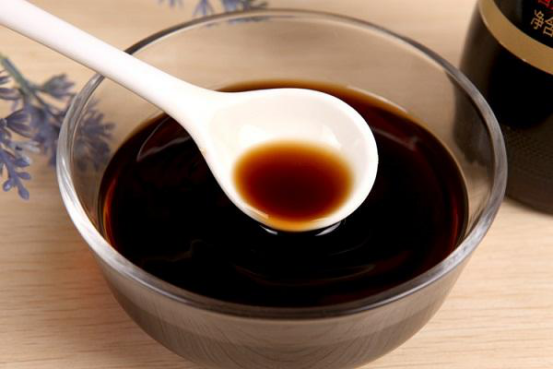 果皮法配合着醋熏法一起除醛，甲.醛含量仍不降低，为什么？