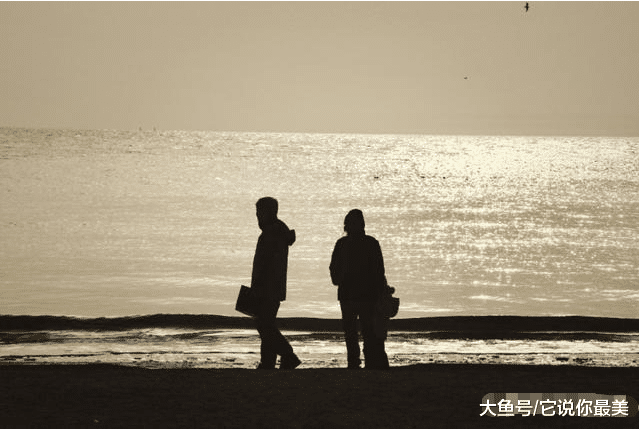 中国最不要脸的景区，一个破石头门票售价100元，坑了无数青年男女