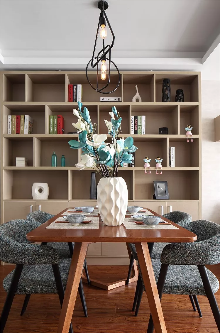 90㎡简约设计，90后小年轻的设计，充满爱的味道！