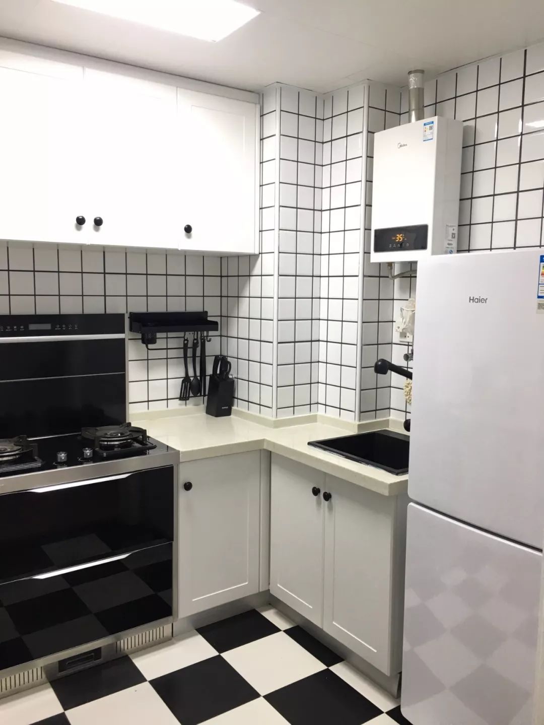 燃气热水器，装厨房还是阳台好？