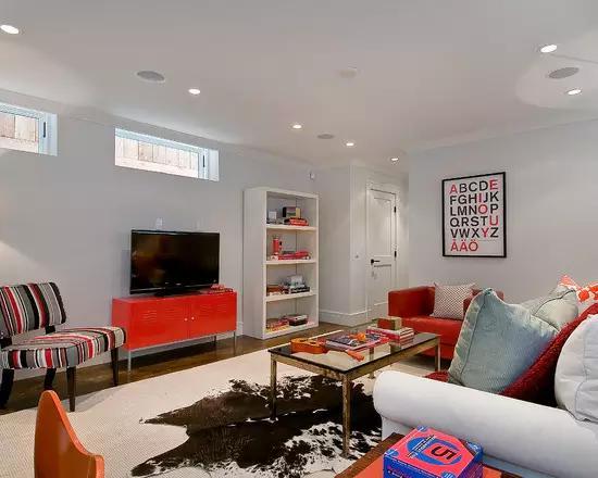 铁艺家饰：铁柜