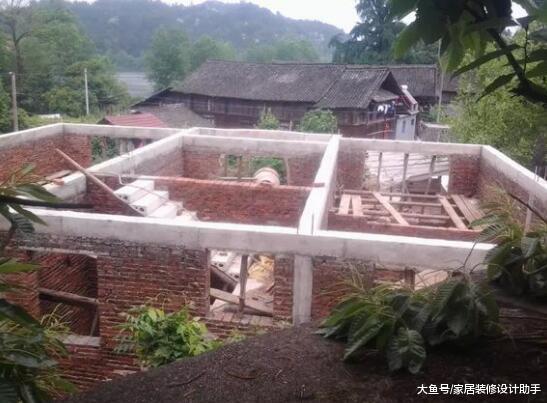 ?20万建框架两层小洋房, 楼面、楼梯却用预制板, 被怼作死也一言难尽
