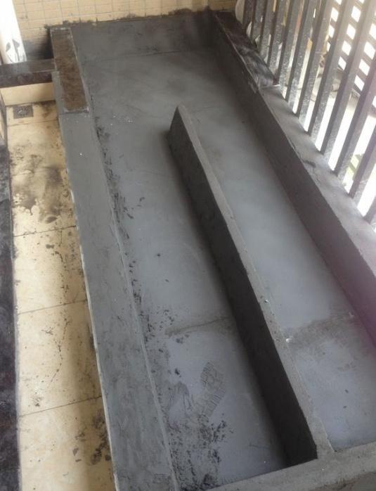 在阳台上砌个鱼池，成本只花200元，亲戚朋友们都眼红了