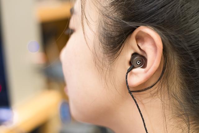Audiofly AF45W MK2蓝牙耳机，轻量级体验，便宜、舒适、好音质