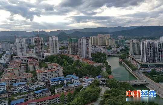 2019年百城“抢人”落户成标配 你被“抢”了吗？