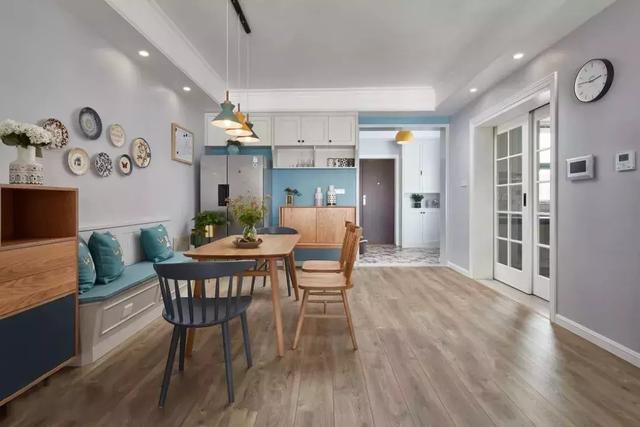 用石膏线装天花，客厅都美爆了！