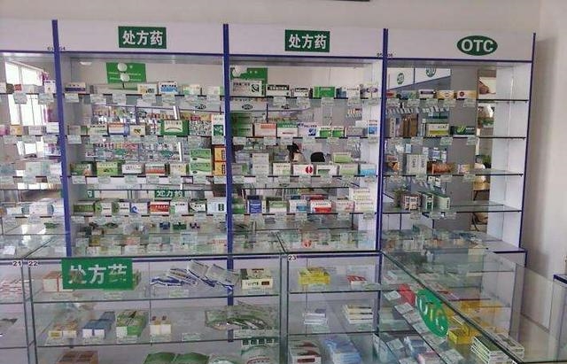 药店3块钱的它, 每天涂一点在脸上, 不到一周就白嫩