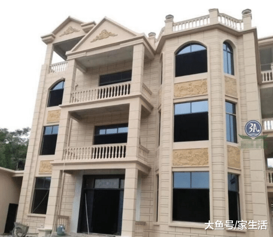 自建房万万不要这样盖，预示房子聚不了财，师傅一看就说不好