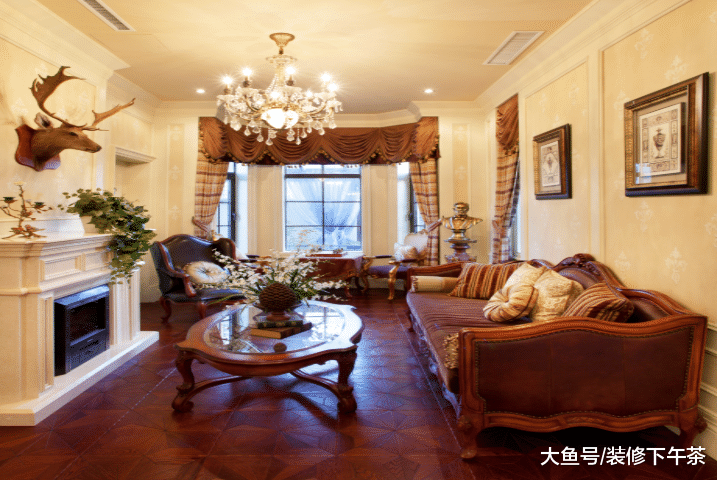 吊不吊顶师傅说你说的不算，要看你家房子属于那种？