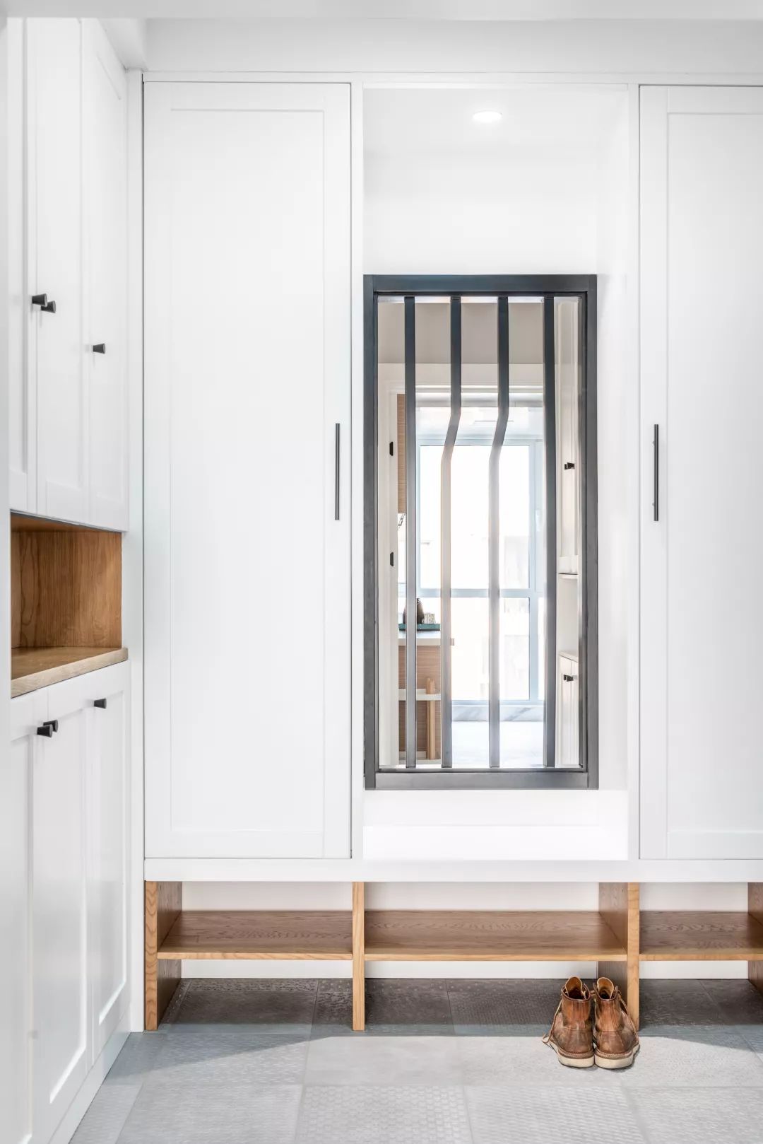 140㎡简约原木风，年轻人的家，就该如此舒适自然