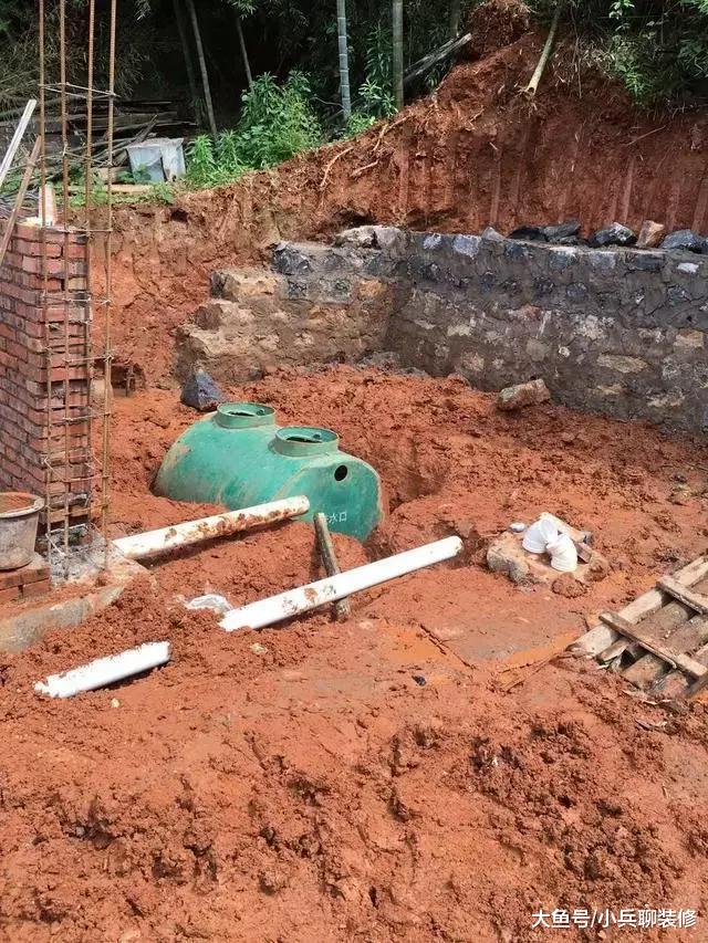 上海混不下去，回农村老家花50多万盖个别墅，开启养老模式！