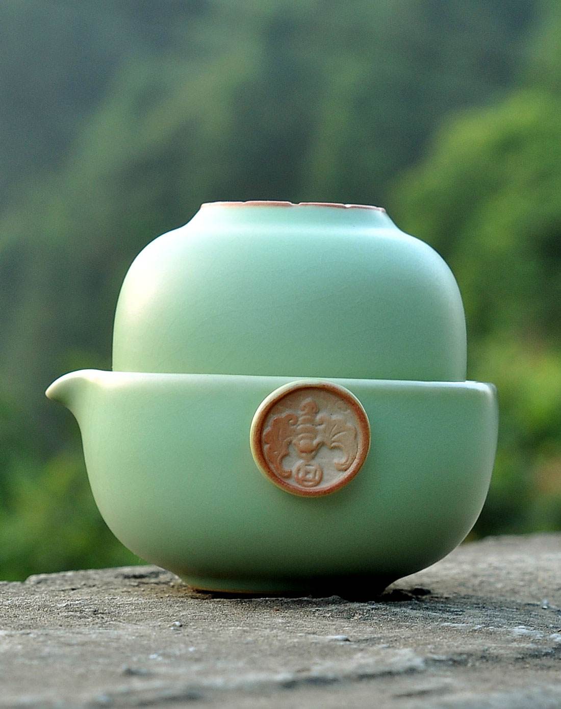 阳台，别只用来晾衣服！教你这样布置，轻松打造“私人小茶室”~