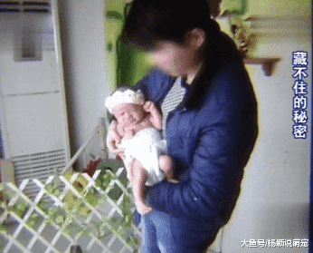 丈夫在外拈花惹草，妻子却睁一只眼闭一只眼，真相让人忍不住落泪