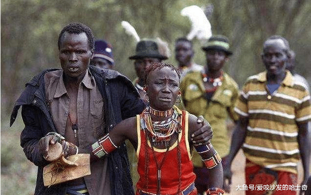 为何非洲部落新娘在结婚当天，普遍会发出悲戚叫声？原因让人心疼