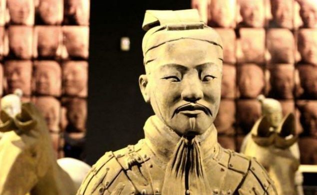 兵马俑其实是活人俑? 有人拿出了几项证据, 专家: 不好说