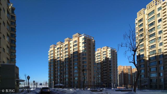 楼市新消息！三四线房价下跌或成定局，炒房客无奈大降价主动抛售