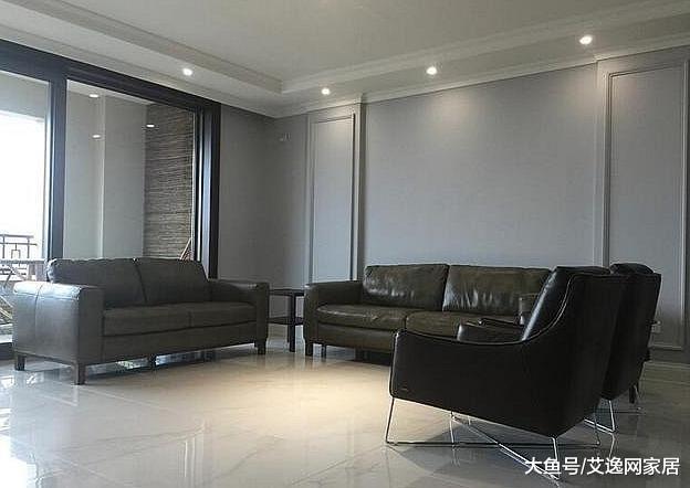 80萬把家裝修成娛樂會所，客餐廳矮墻做隔斷，也被吐槽像墓碑