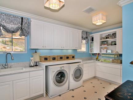 家里洗衣机不要摆在厨房了，听内行人说出原因，后悔知道晚了