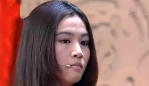 姑娘带“牙雕”鉴宝，称是传家宝自估3000万，专家却让她上交