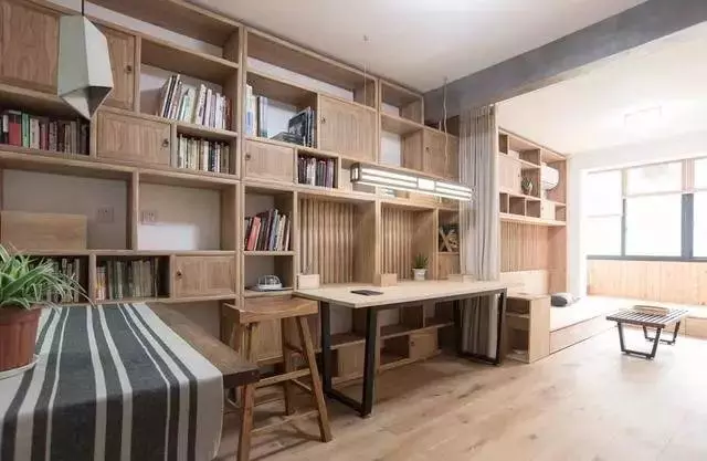 温馨舒适的木地板，小户型应该如何去挑选和搭配它？