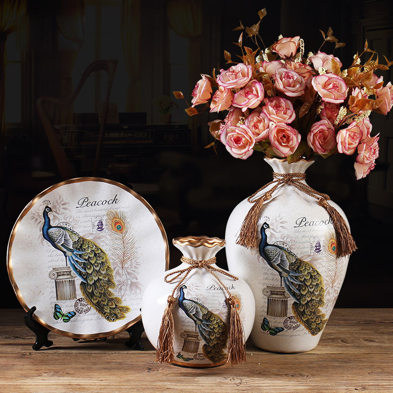 亲戚出去旅游，带回来这几样精美摆件，放在客厅，不吹！贼漂亮