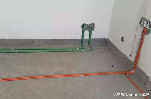 水电改造走地和走顶哪个好？过来人给你答案，照着装少走弯路