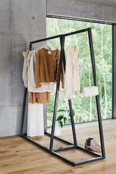 懂得摆衣帽架的人，气质一般都比较优雅！