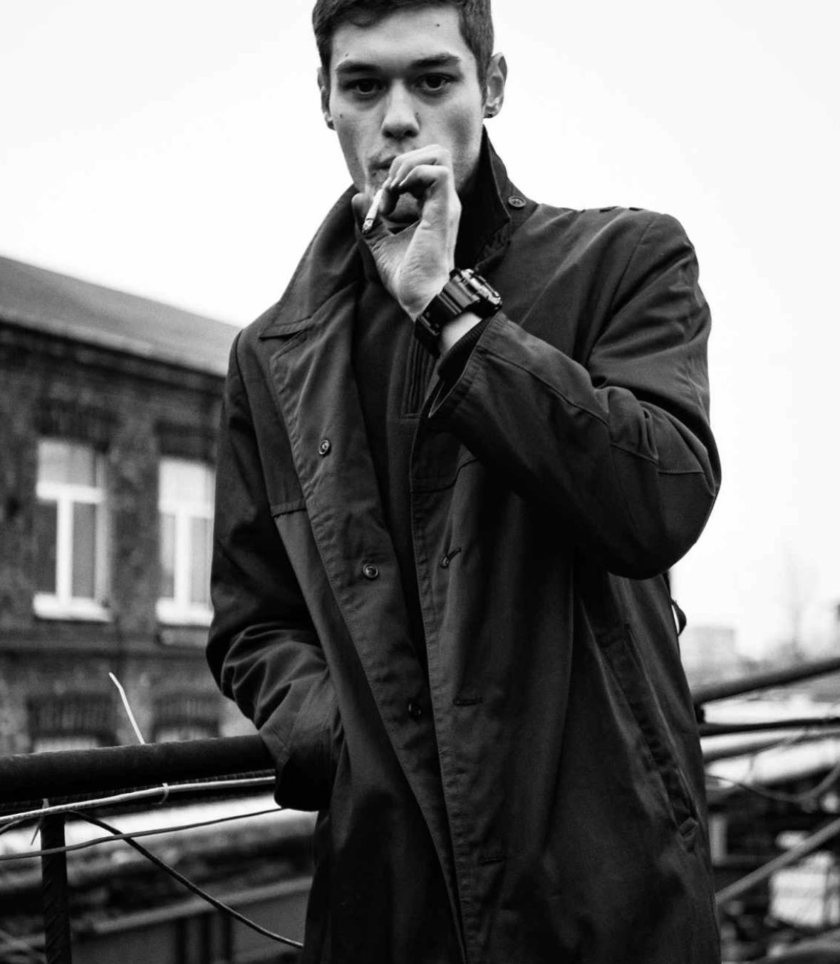 人像摄影没思路？跟俄罗斯摄影师学，你也能拍出忧郁情绪风！