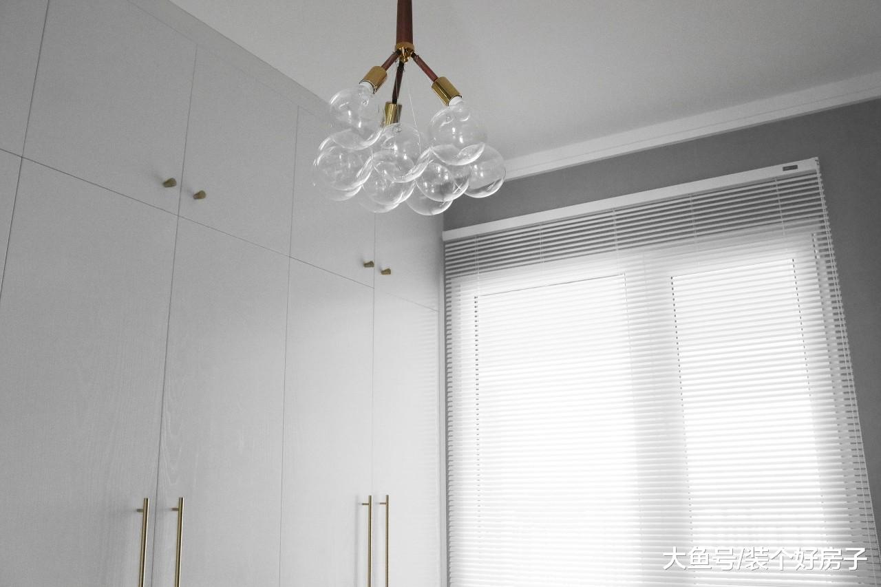 惊艳！她89㎡的家，不砸墙不凿洞，仅用配色就让家逼格满满！