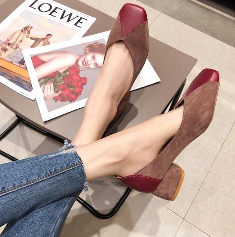 70后女人，尽量少穿高跟鞋，推荐你穿这奶奶鞋，舒适有范正合适