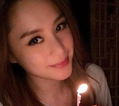 晒钟欣潼住的豪宅，如今已经振作生活，衣帽间收藏了超多限量版鞋