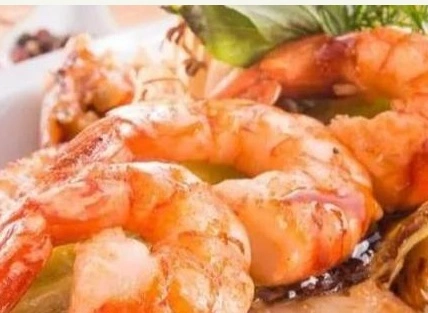 『小龙虾』虾的头部是“黄”还是“屎”，吃了这么久，才知道原来吃错了