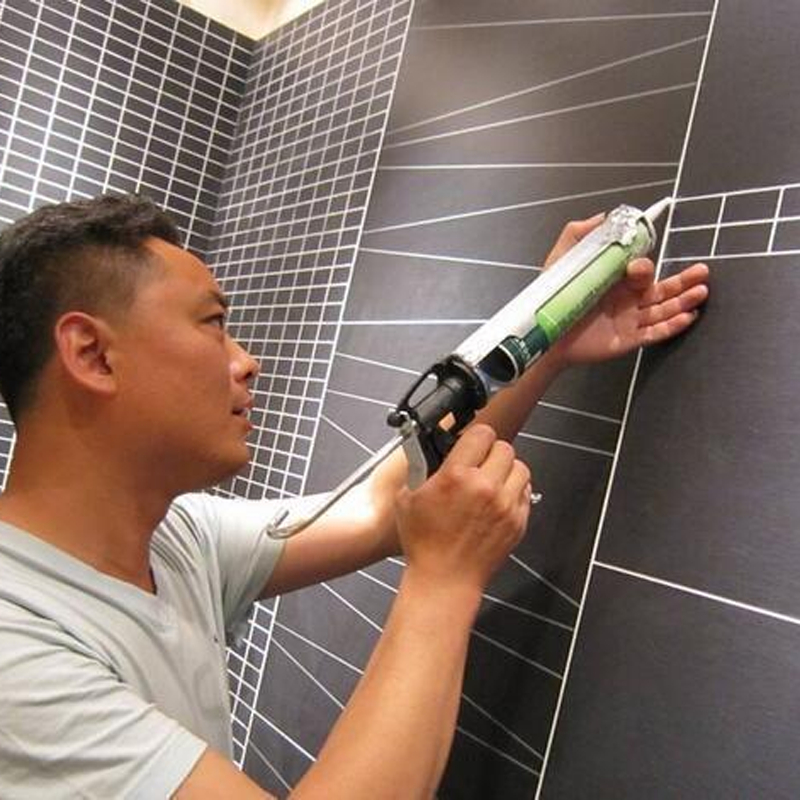 又一发明被推荐，泥瓦工享福了！贴砖就像贴豆腐，每月收入5位数