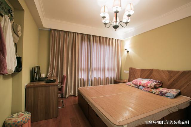 媳妇坚持把阳台打通，完工全家竖起大拇指，墙角这么装实在高明！