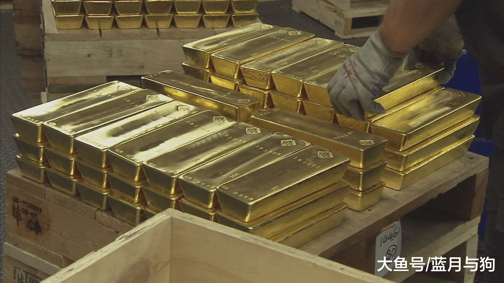 雪上加霜！委内瑞拉刚损失110亿，德国又找个理由没收它20吨黄金